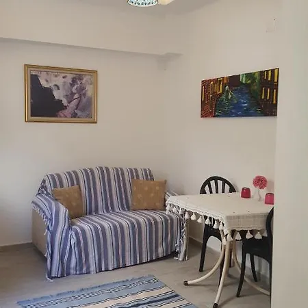 Suna Sahil Evi * مرمريس