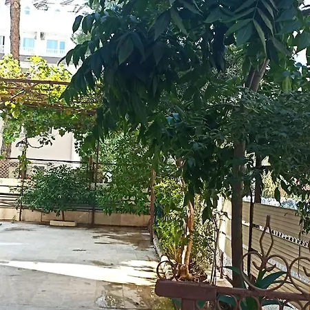 Suna Sahil Evi 아파트 *